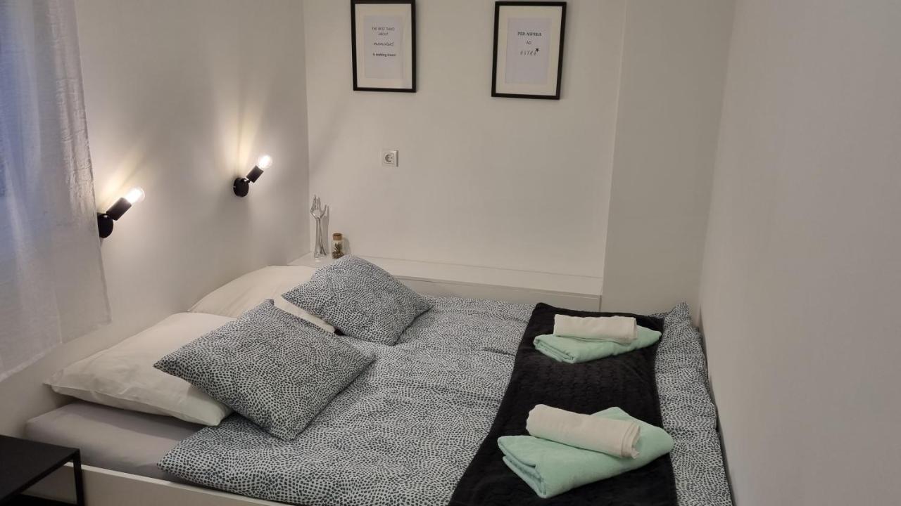 Retfala Inn Osijek Buitenkant foto